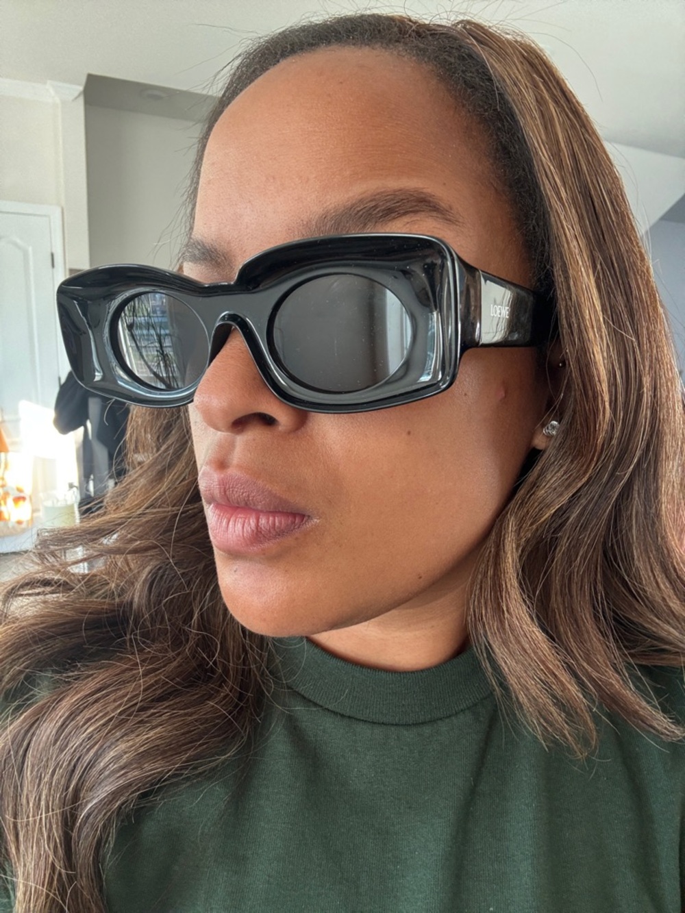 1000% authentic Loewe Sunglasses with Case - Picture 6 of 6